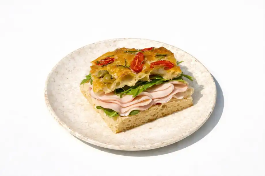 ساندوتش ديك رومي بالجبنة